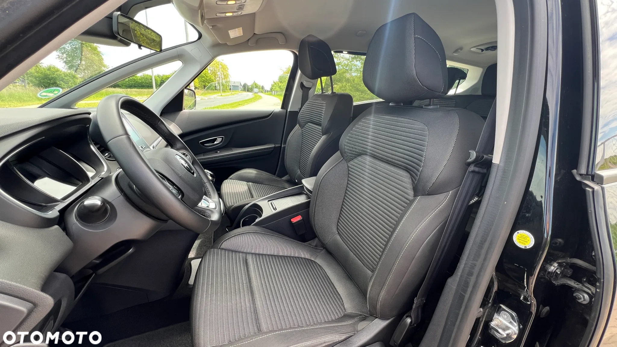 Renault Grand Scenic Gr 1.3 TCe Energy Bose - 10
