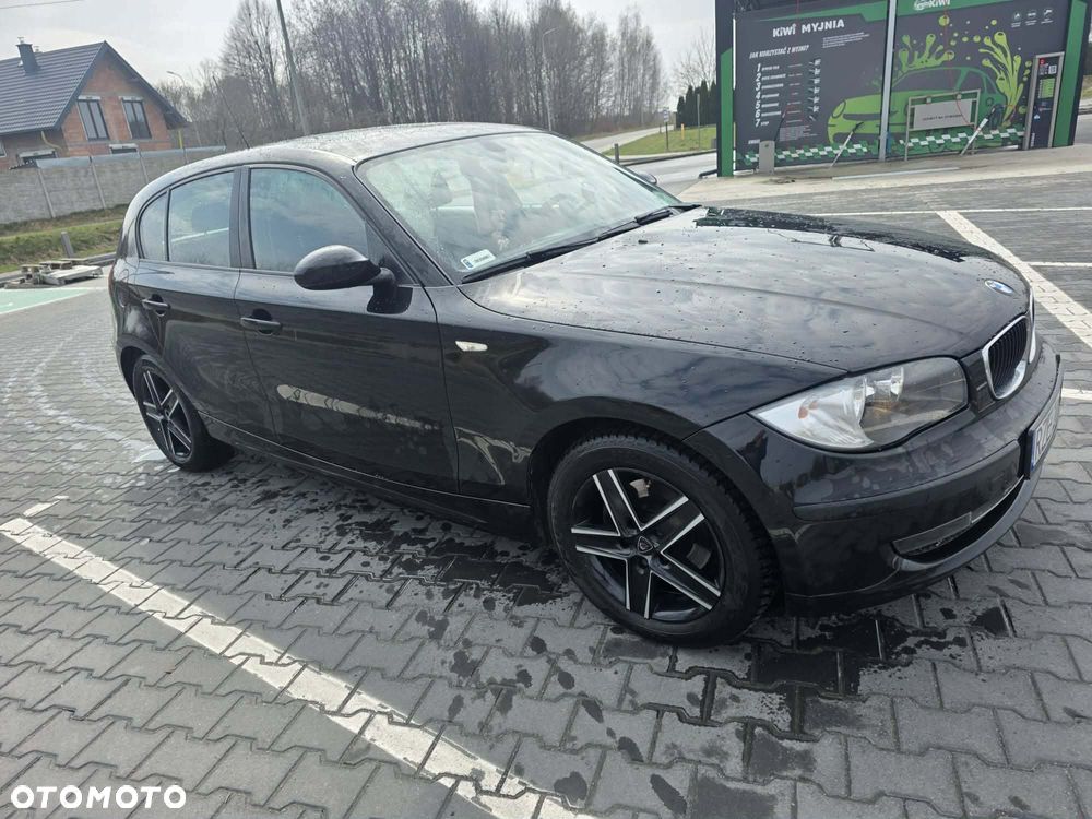 BMW Seria 1 118d DPF - 2