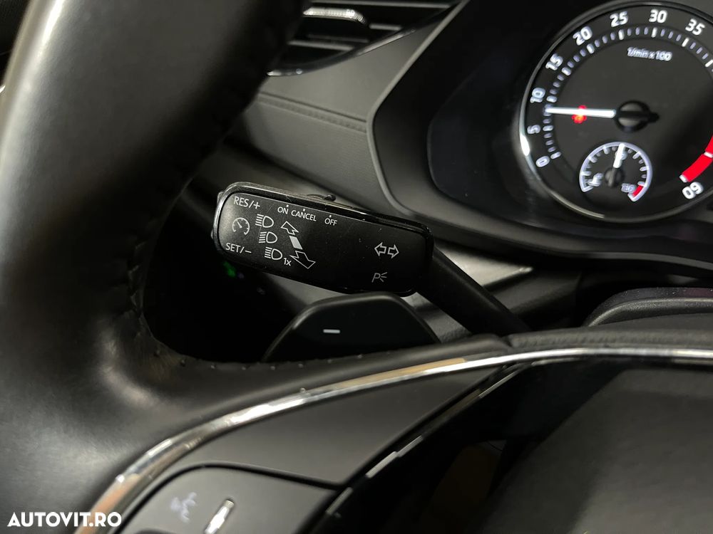 Skoda Octavia 2.0 TDI DSG Ambition - 22