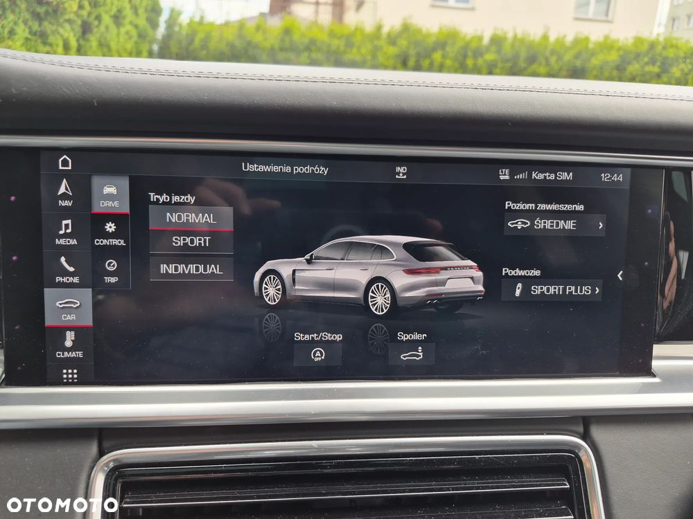 Porsche Panamera 4S - 17