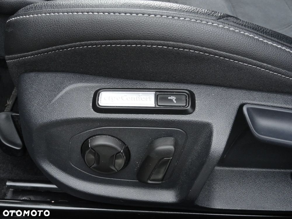 Volkswagen Arteon 2.0 TSI DSG R-Line Edition - 27