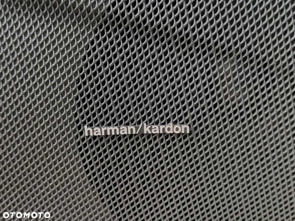 Mercedes-Benz Klasa E 55 AMG Automatik - 23