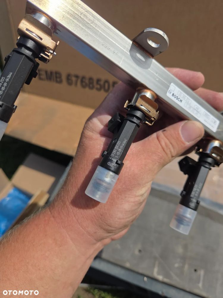 Listwa wtryskowa wtrsyski Chevrolet Opel 1.4 Turbo 55565971 0280158205 - 8