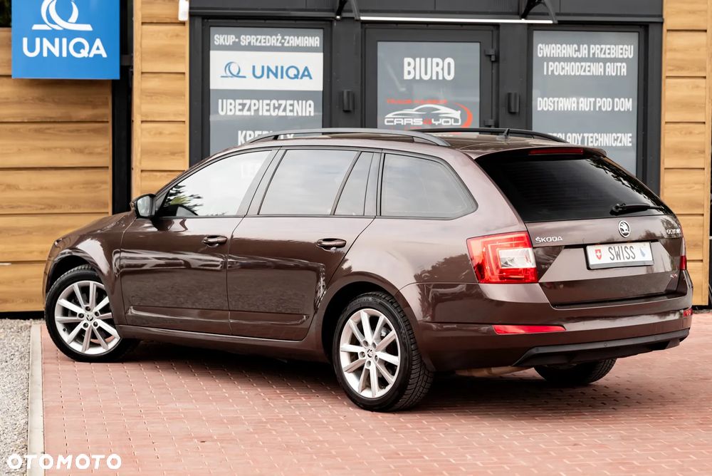 Skoda Octavia 2.0 TDI 4x4 Elegance DSG - 16
