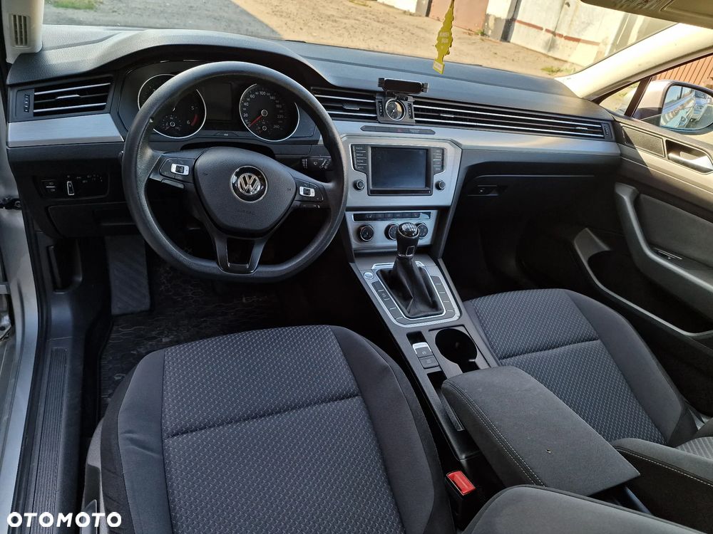 Volkswagen Passat 1.6 TDI (BlueMotion Technology) Comfortline - 7