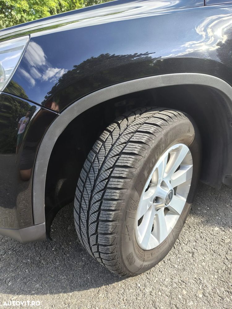 Volkswagen Tiguan - 5