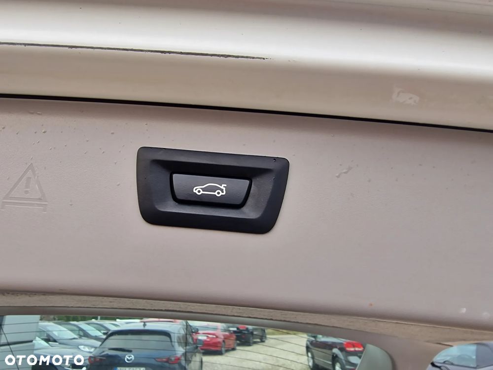 BMW Seria 5 520d Edition Fleet Lifestyle - 30