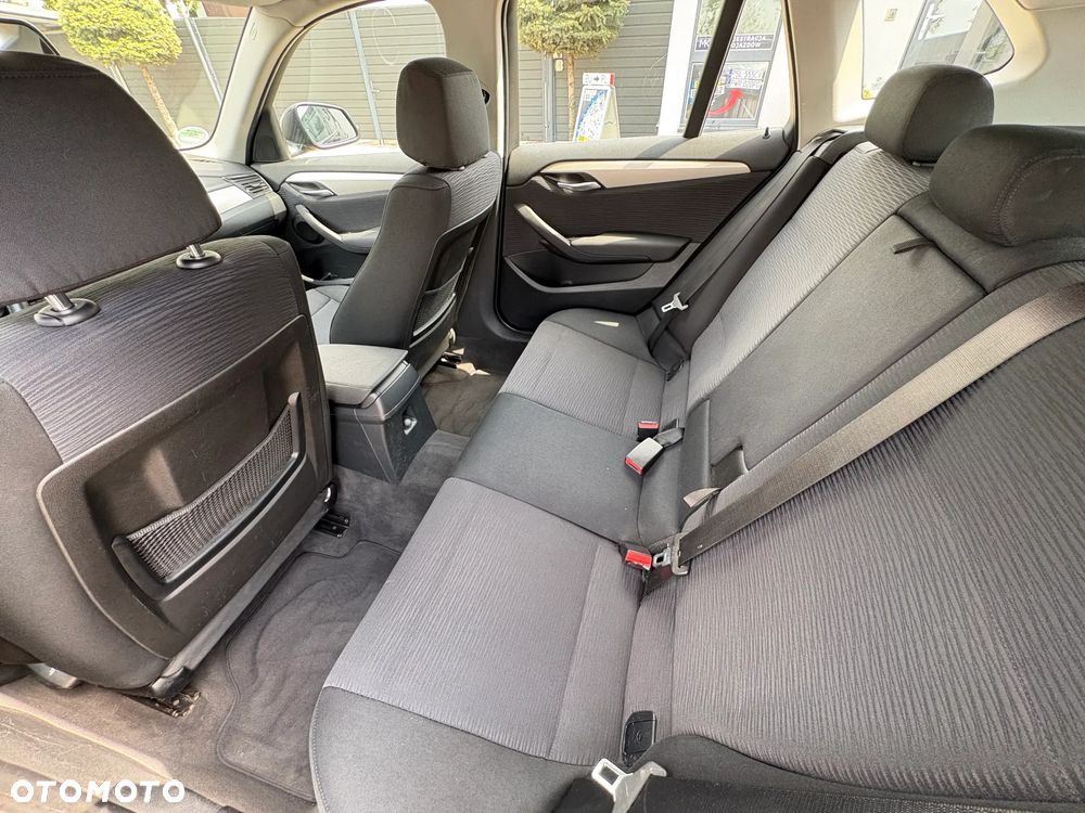 BMW X1 sDrive16d - 8