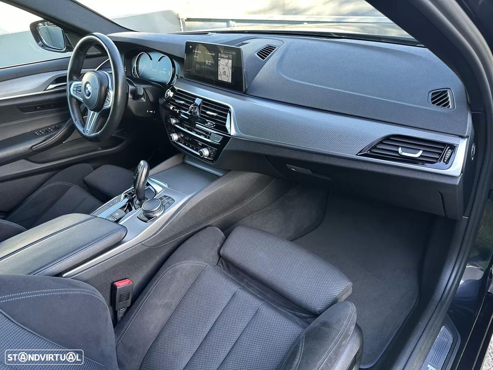 BMW M550d xDrive Auto - 35