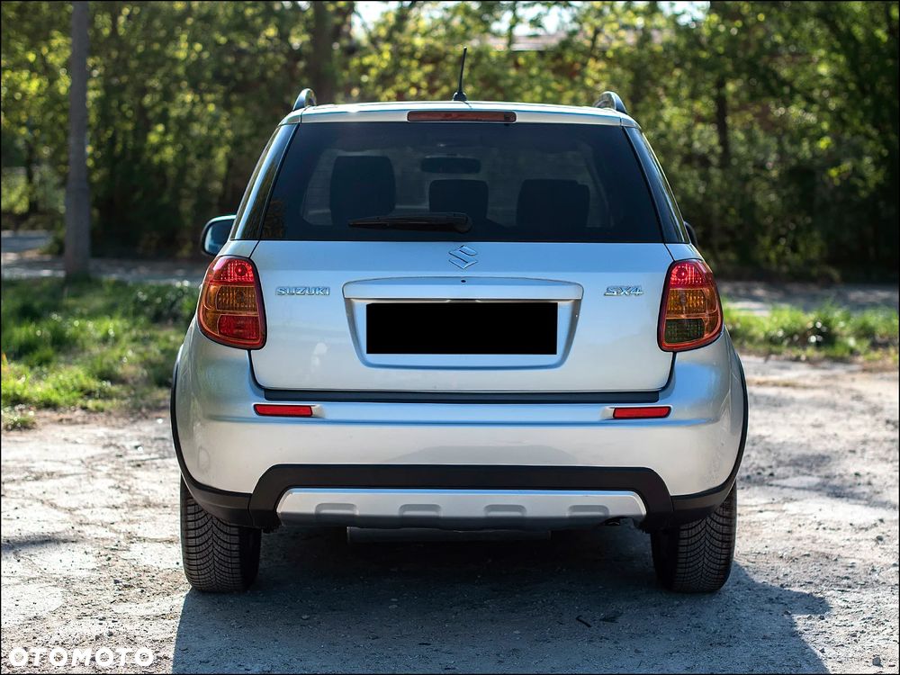 Suzuki SX4 - 4