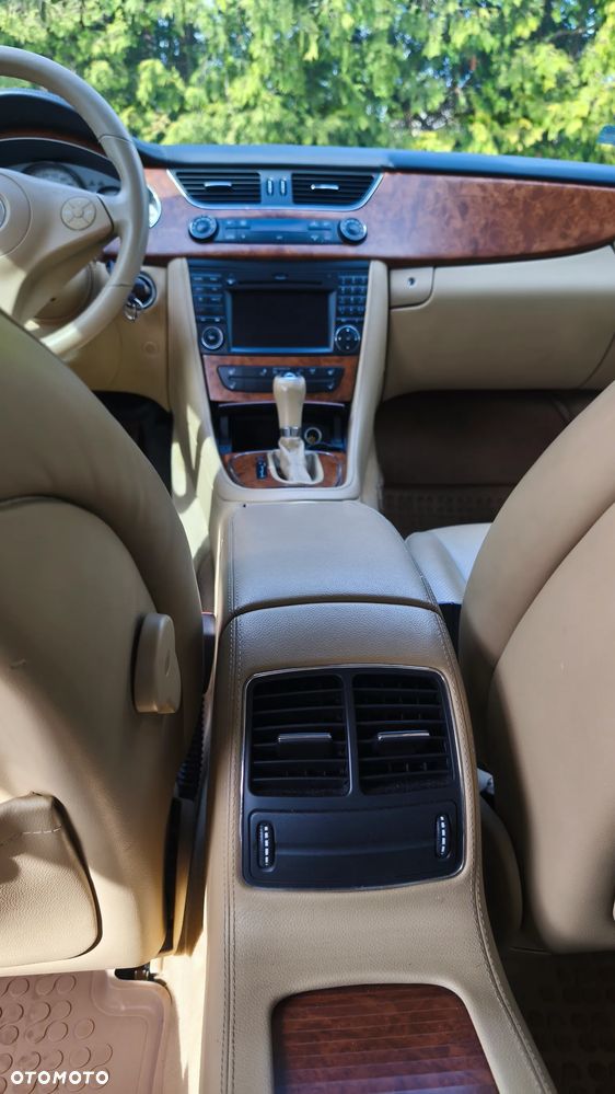 Mercedes-Benz CLS 320 CDI - 16