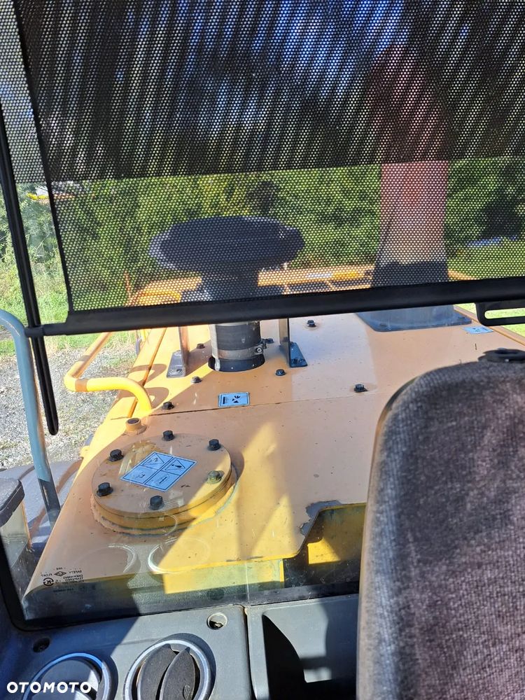 Hyundai 770-9A - 15