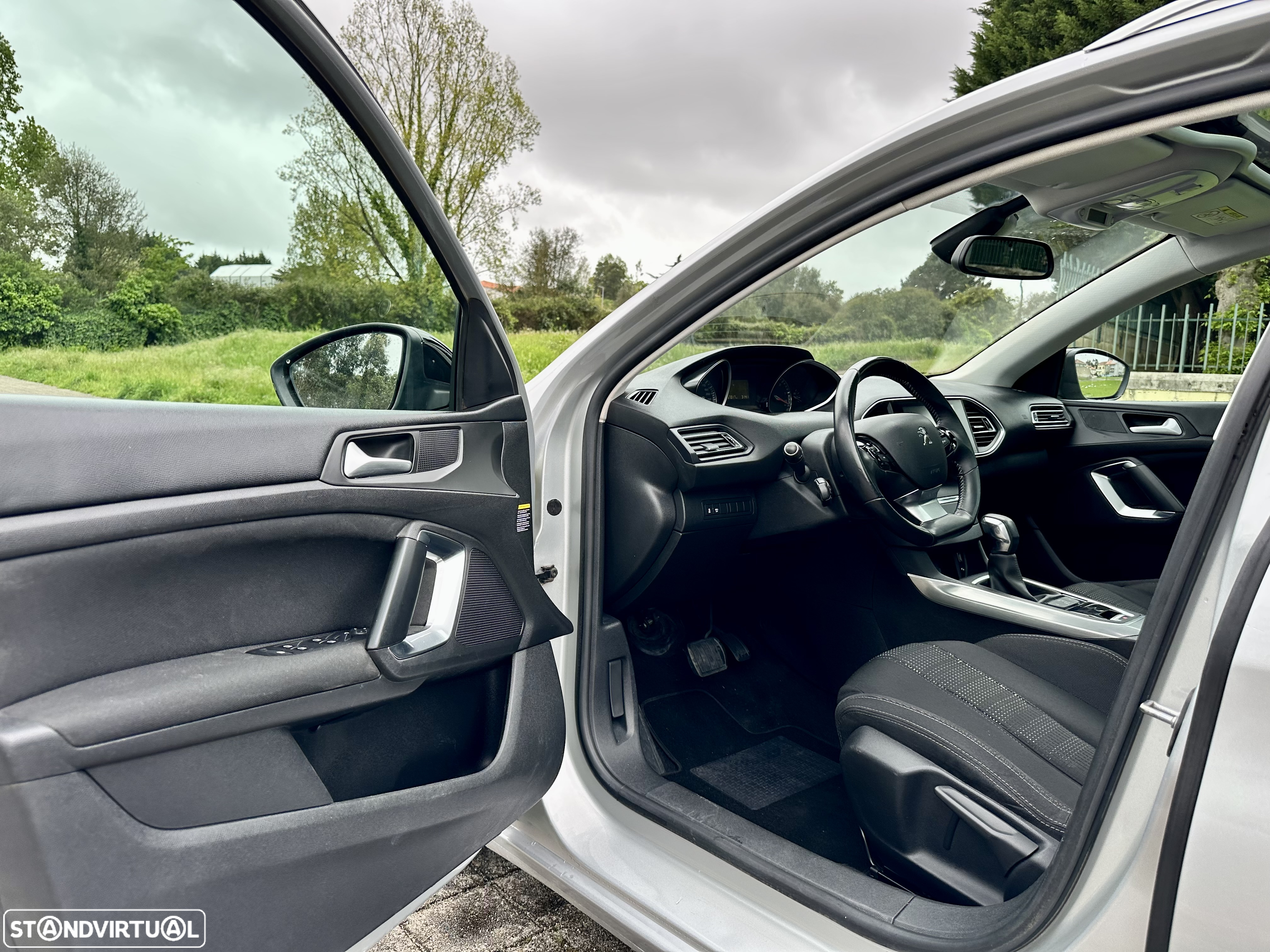 Peugeot 308 SW 1.6 BlueHDi Allure J17 EAT6 - 17