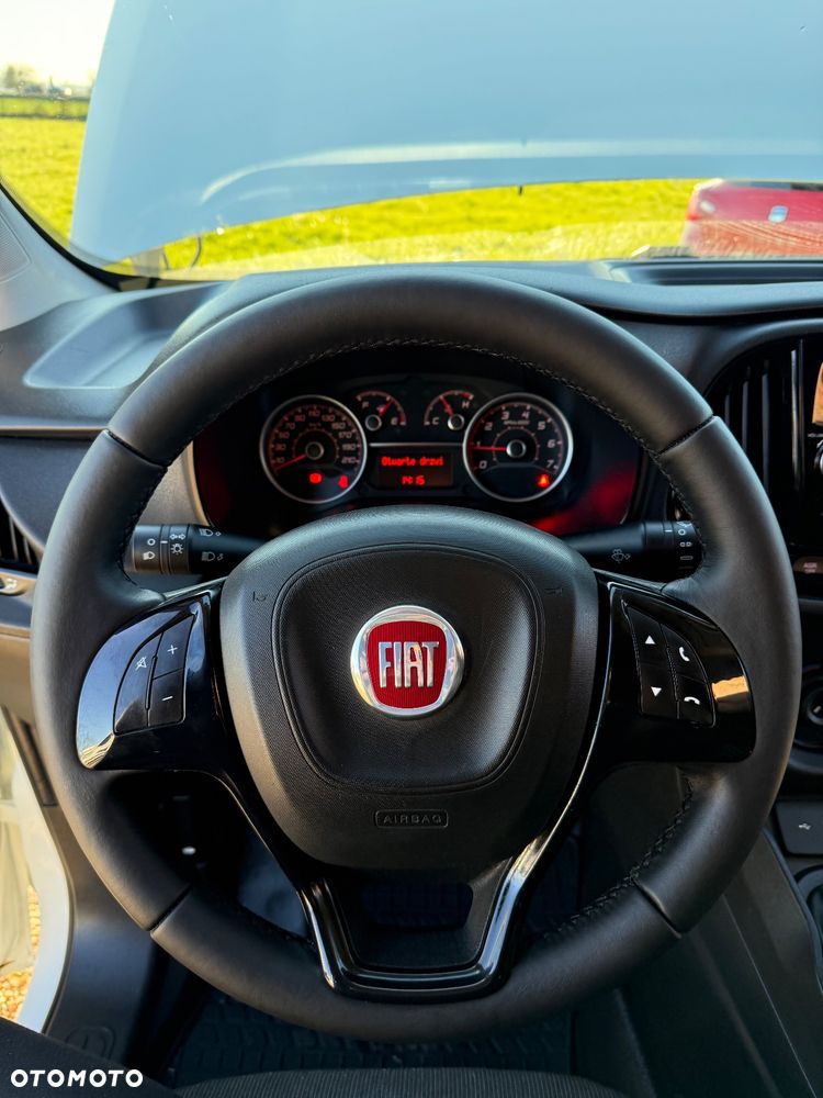 Fiat DOBLO MAXI 3 MIEJSCA 1.4 TJET 120 KM NOWY GAZ LPG SUPER STAN OKAZJA 100% PEWNY - 16