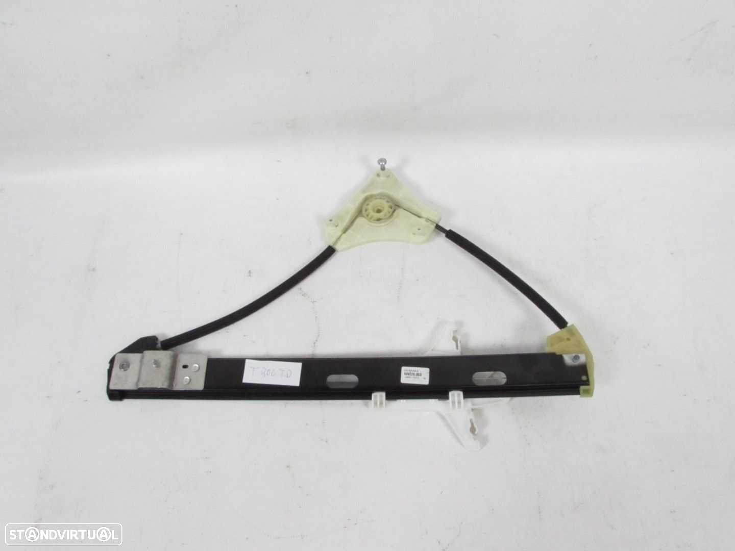 Elevador Sem Motor Direito/Trás Seminovo/ Original VW T-ROC (A11) 2GA839462G - 2