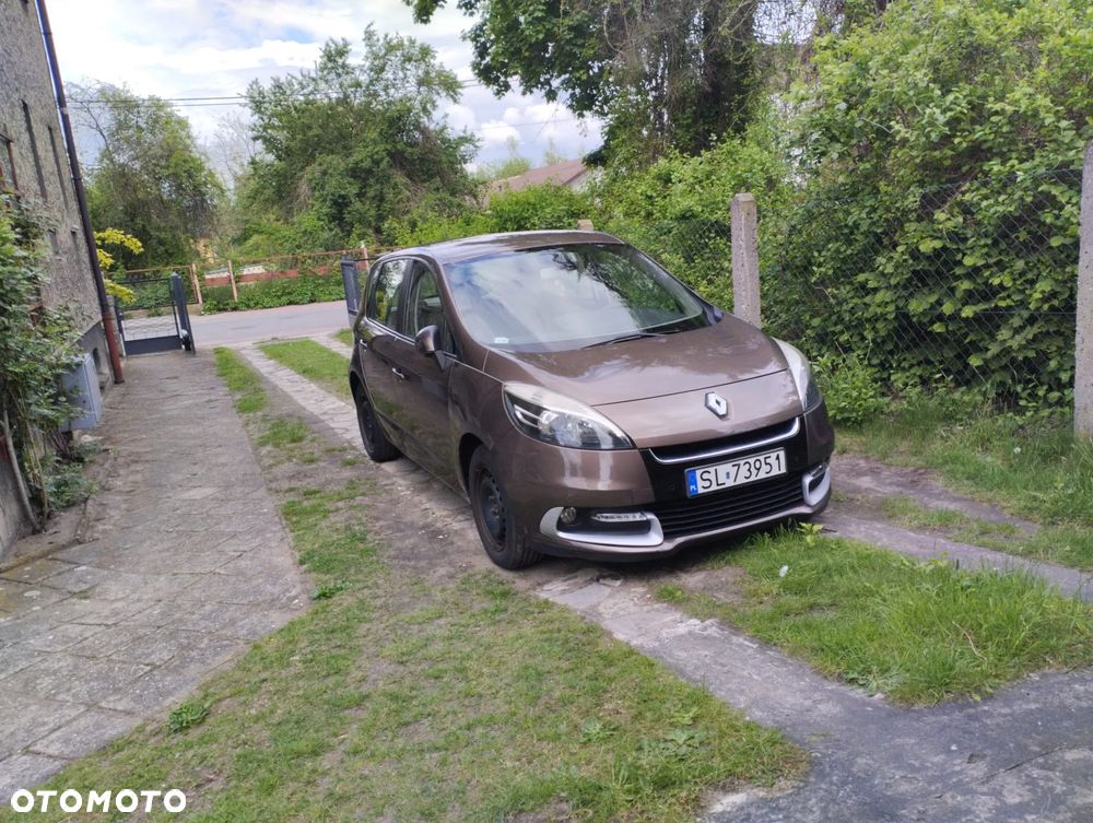 Renault Scenic 1.5dCi TomTom Edition - 1