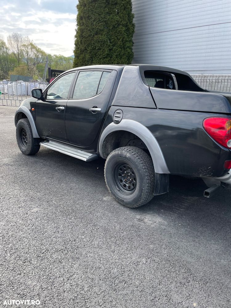 Mitsubishi L200 Pick Up 4x4 Intense Double Cab - 8