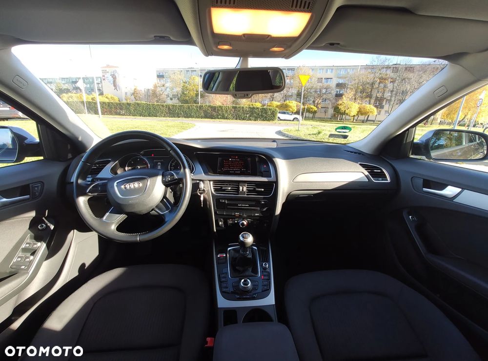 Audi A4 Avant 2.0 TDI 116g DPF Attraction - 22