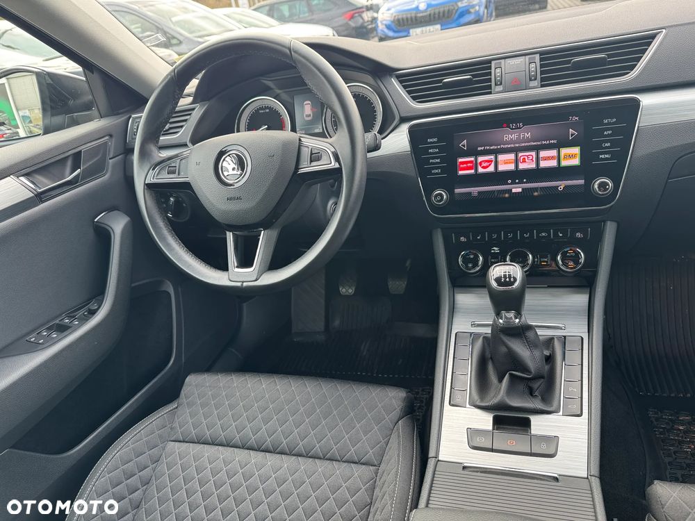 Skoda Superb 1.5 TSI Ambition - 17