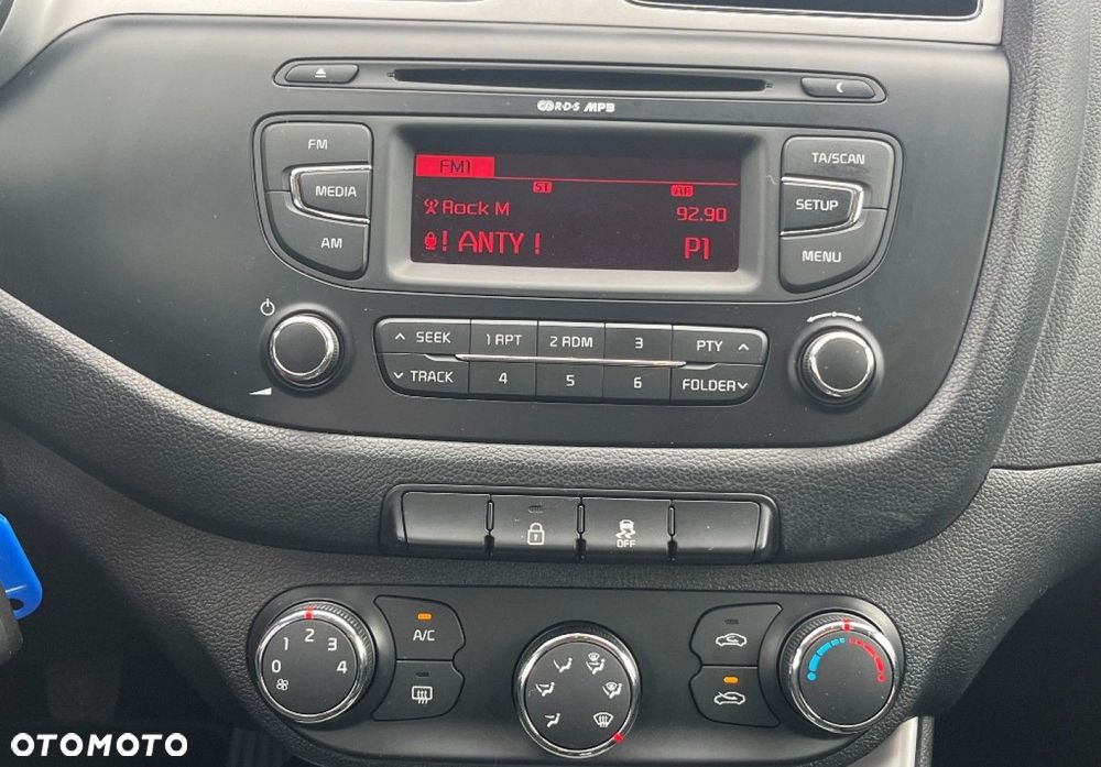 Kia Ceed - 27