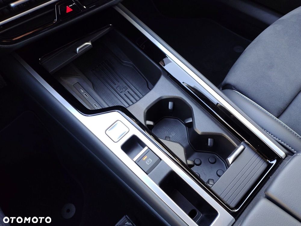 Volkswagen Passat Variant 2.0 TDI EVO Elegance DSG - 25