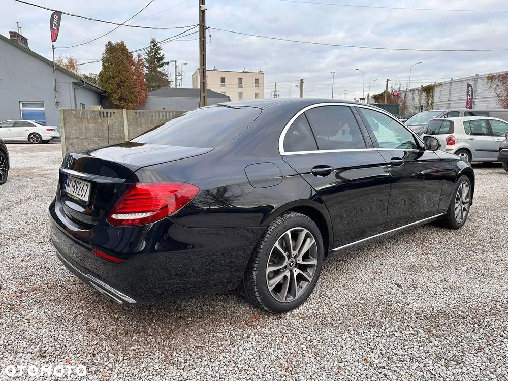 Mercedes-Benz Klasa E 300 de 9G-TRONIC - 5