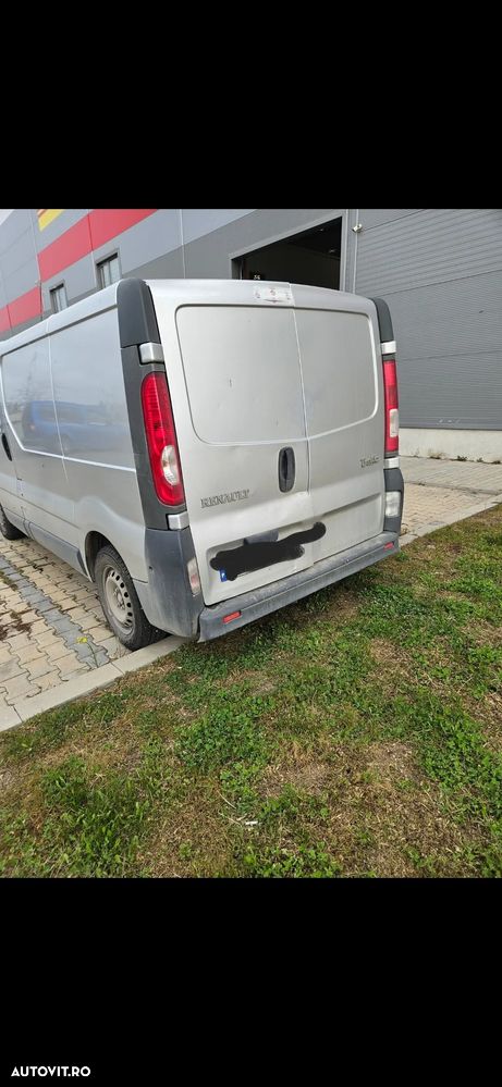 Renault Trafic 2.0 dCi 90 Combi L1H1 - 7