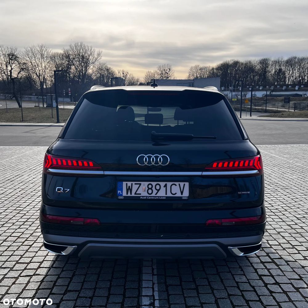 Audi Q7 - 4