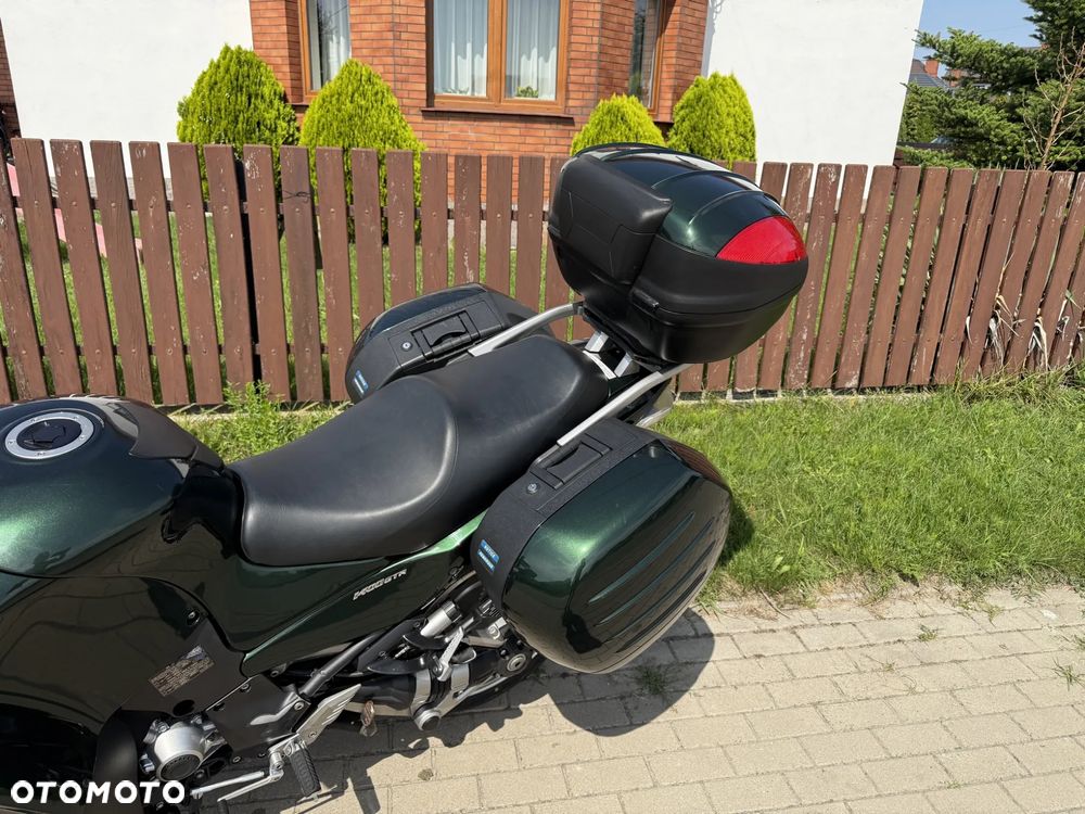 Kawasaki GTR - 13