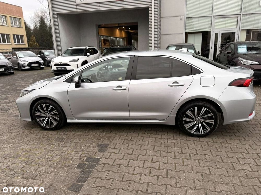 Toyota Corolla - 4