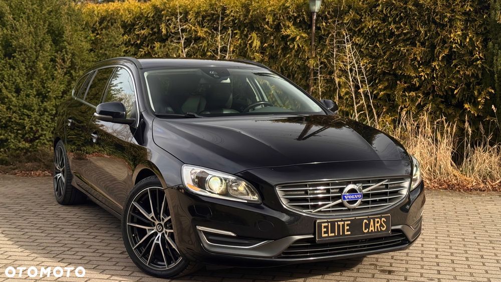 Volvo V60 D4 Geartronic Momentum - 15