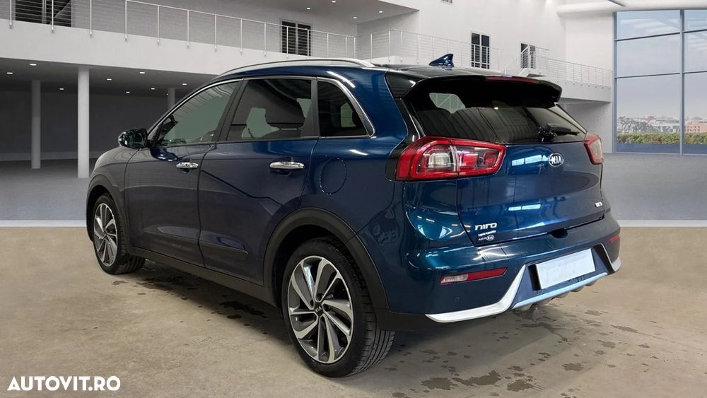 Kia Niro 1.6 GDI 2WD Aut. Vision - 4