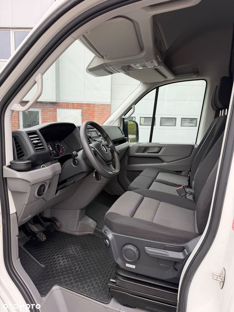 Volkswagen Crafter - 11