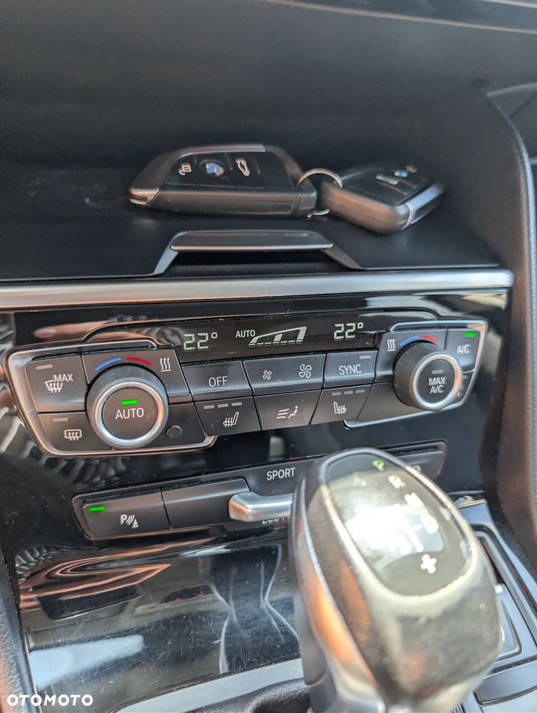 BMW Seria 2 220d xDrive Sport-Aut Sport Line - 20