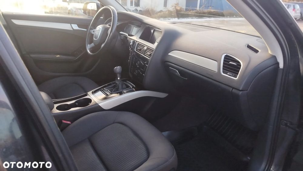 Audi A4 Limousine 2.0 TDI - 13