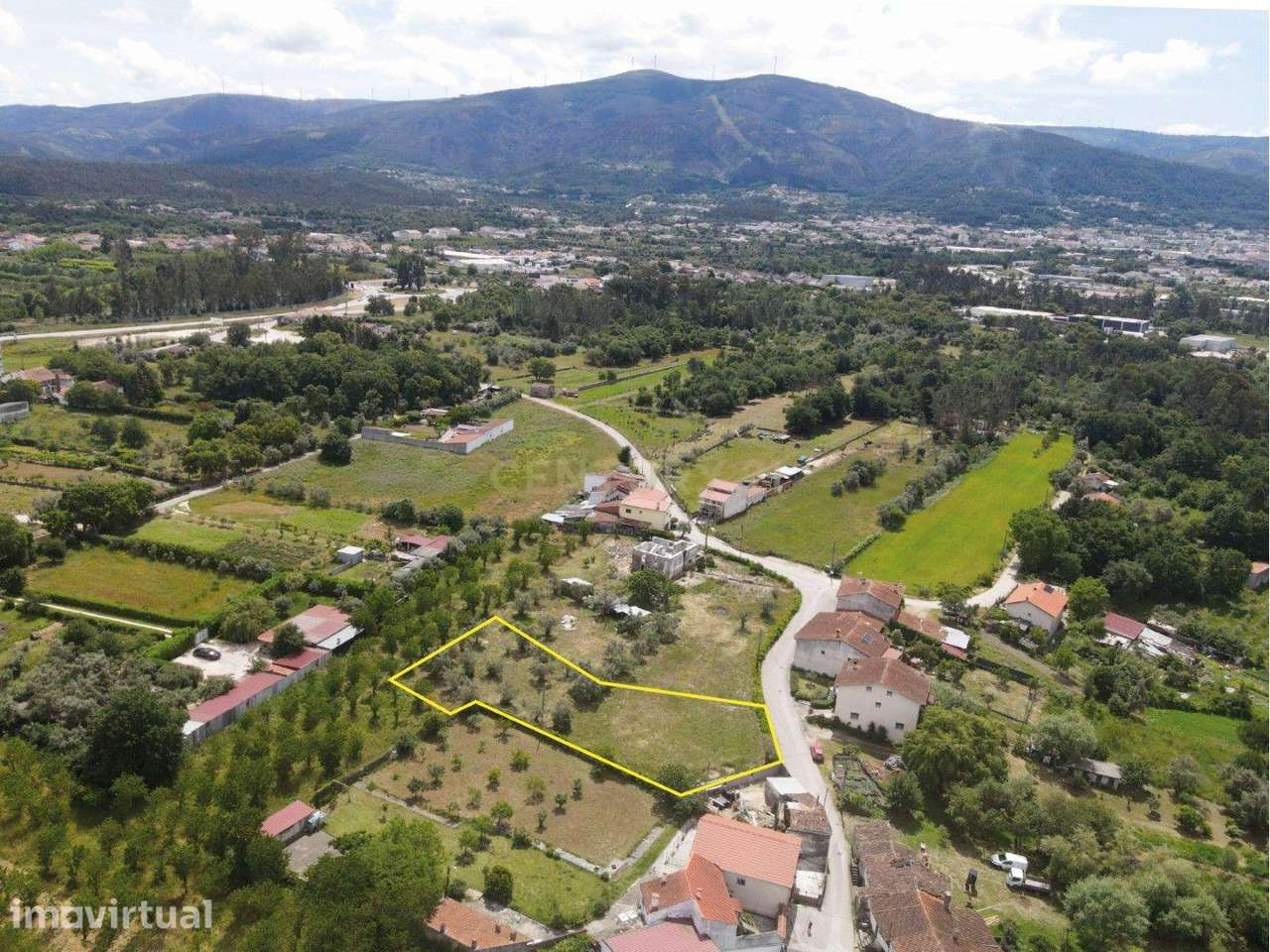 Excelente lote de terreno a poucos minutos da Lousã - Grande imagem: 3/8