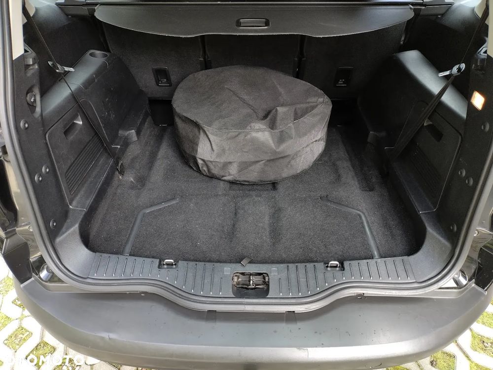 Ford S-Max 2.0 TDCi DPF Titanium - 9