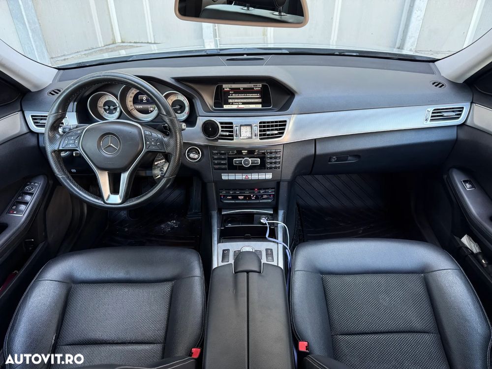 Mercedes-Benz E 250 BlueTEC 4Matic 7G-TRONIC Elegance - 23