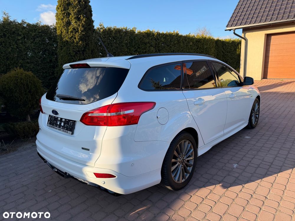 Ford Focus 1.0 EcoBoost ST-Line ASS - 5