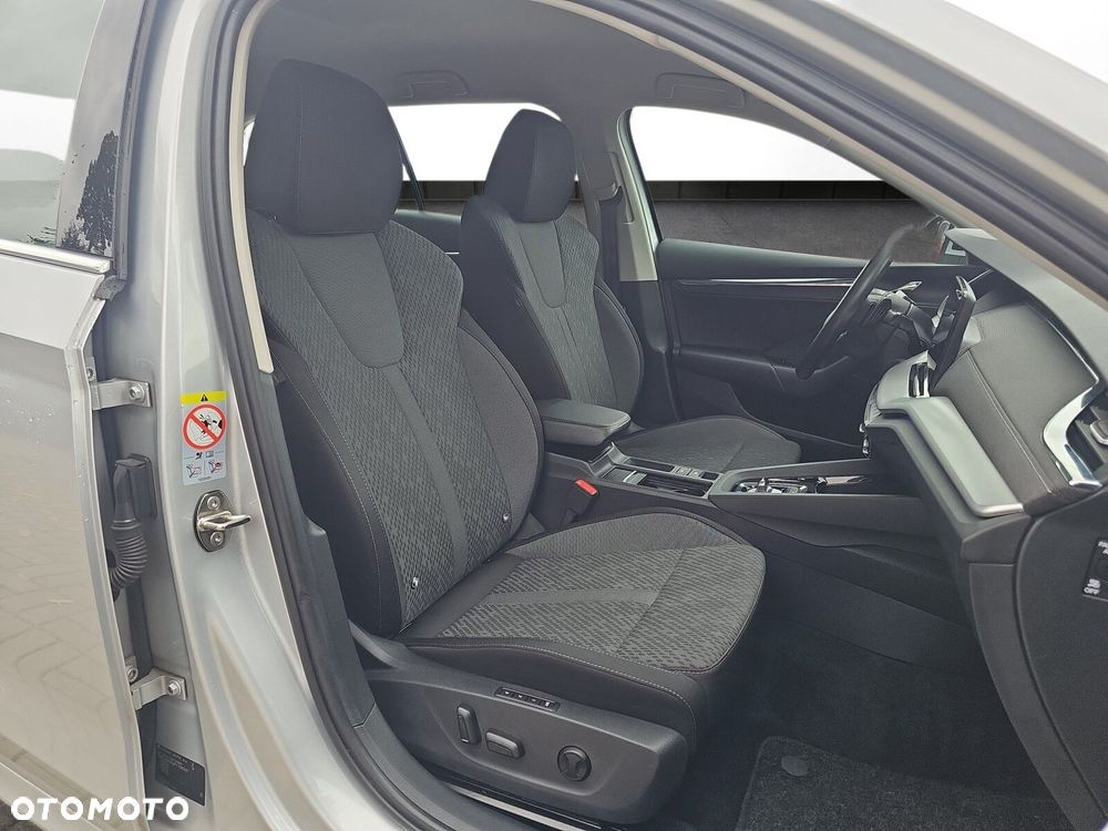 Skoda Octavia 2.0 TDI Style DSG - 14