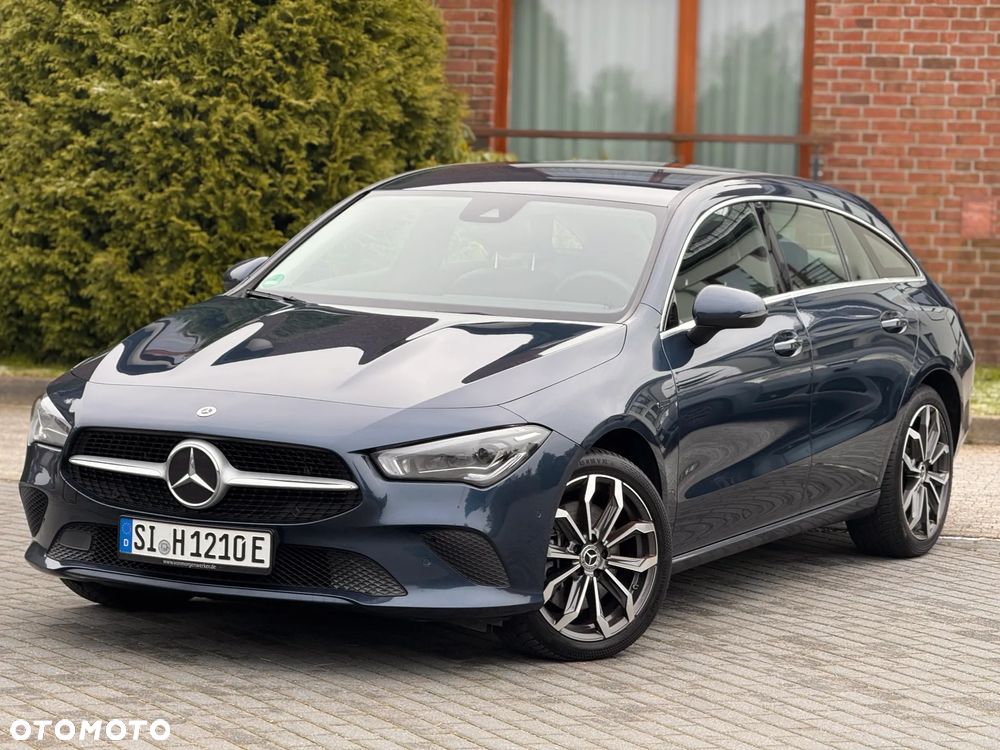 Mercedes-Benz CLA 250 e 8G-DCT Special Edition - 12