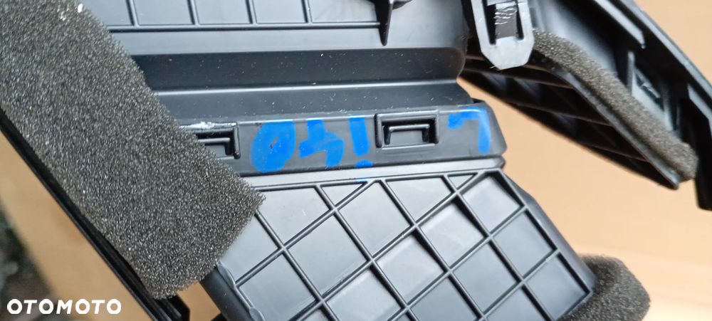 Kratka nawiewu powietrza lewy przód Hyundai i40 3Z974-80000 - 12