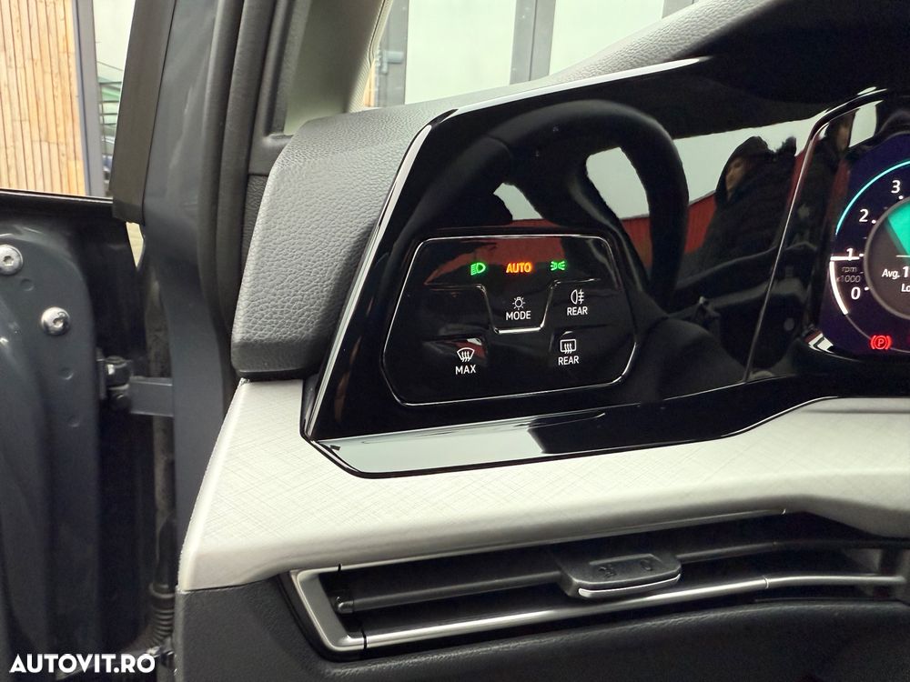 Volkswagen Golf - 19