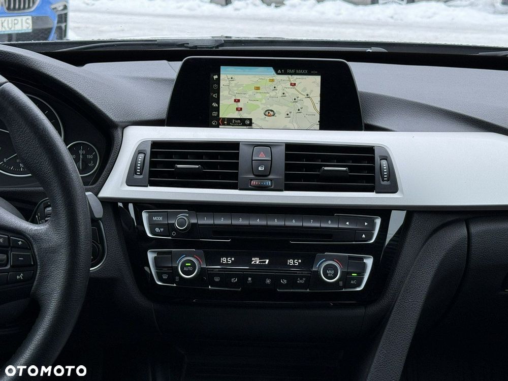 BMW 3GT 318d Advantage - 24