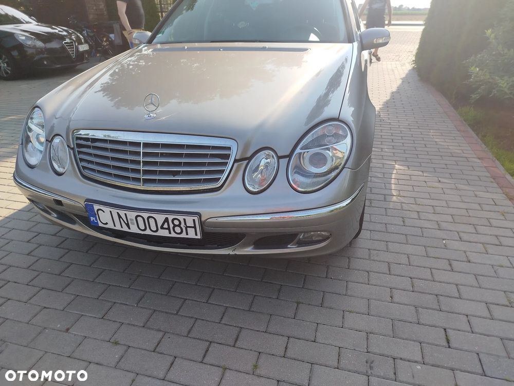 Mercedes-Benz Klasa E 220 CDI T Elegance - 3