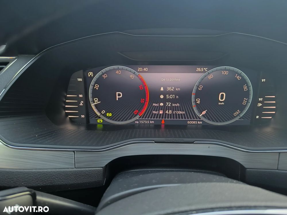 Skoda Superb 2.0 TDI DSG Ambition - 8