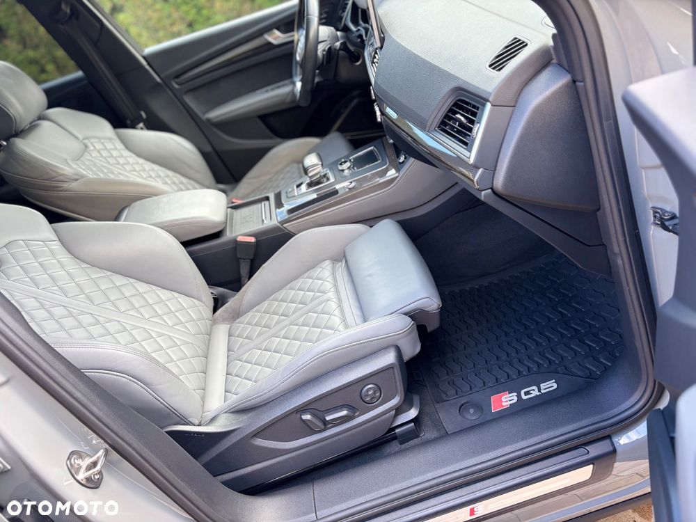 Audi SQ5 - 7