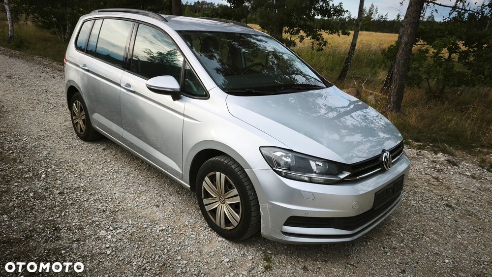Volkswagen Touran 1.4 TSI BMT Comfortline DSG - 4