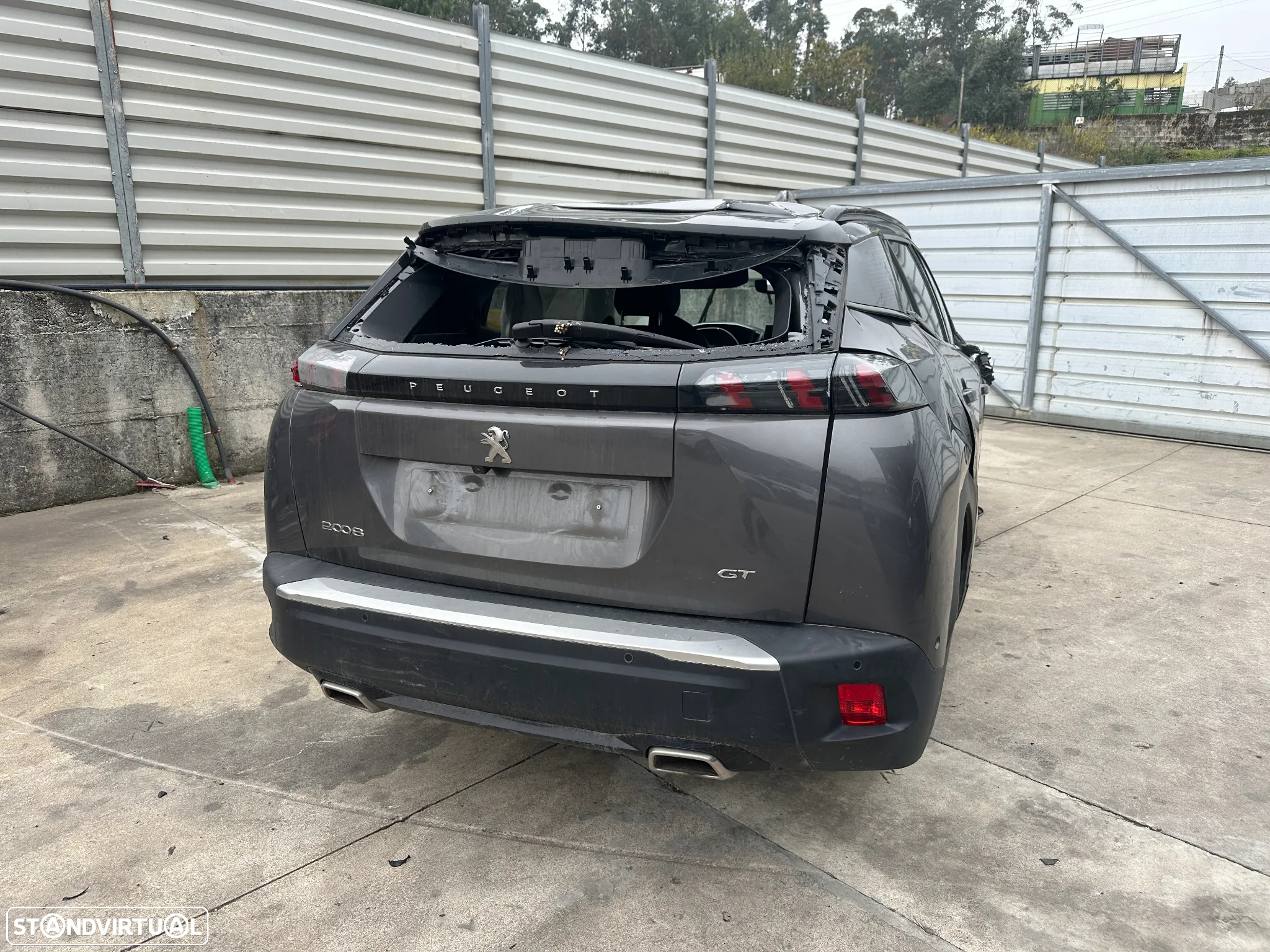 PEUGEOT 2008 1.2 PURETECH GT LINE AET8 DE 2022 (CENTRO DE ABATE) - 2