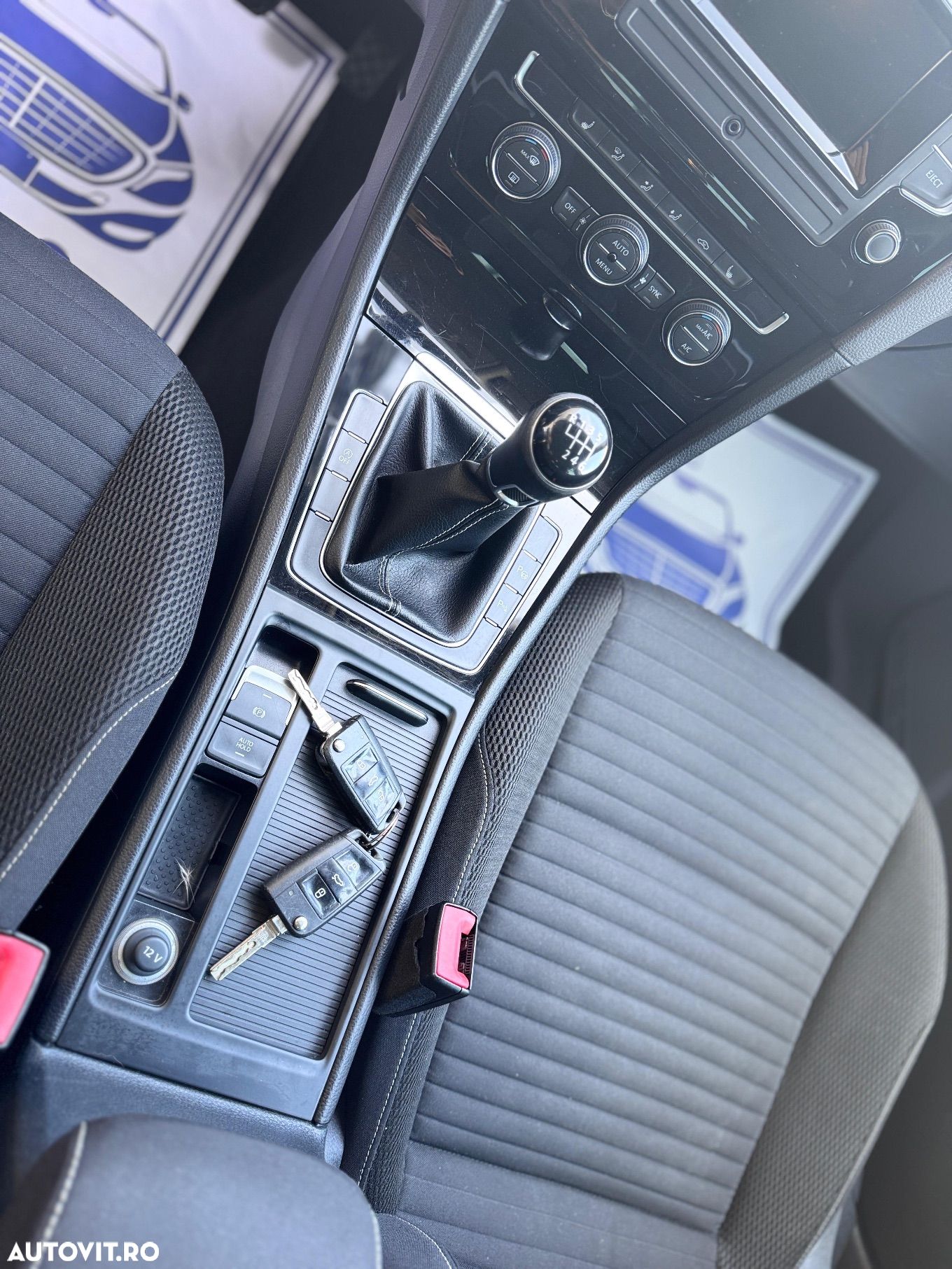 Volkswagen Golf 1.2 TSI BlueMotion Technology Cup - 27